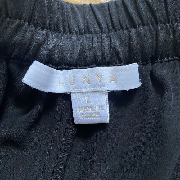 Lunya Black 100% Washable Silk Pajama Pants Short Sleeve Set Oversized Large - Picture 7 of 16